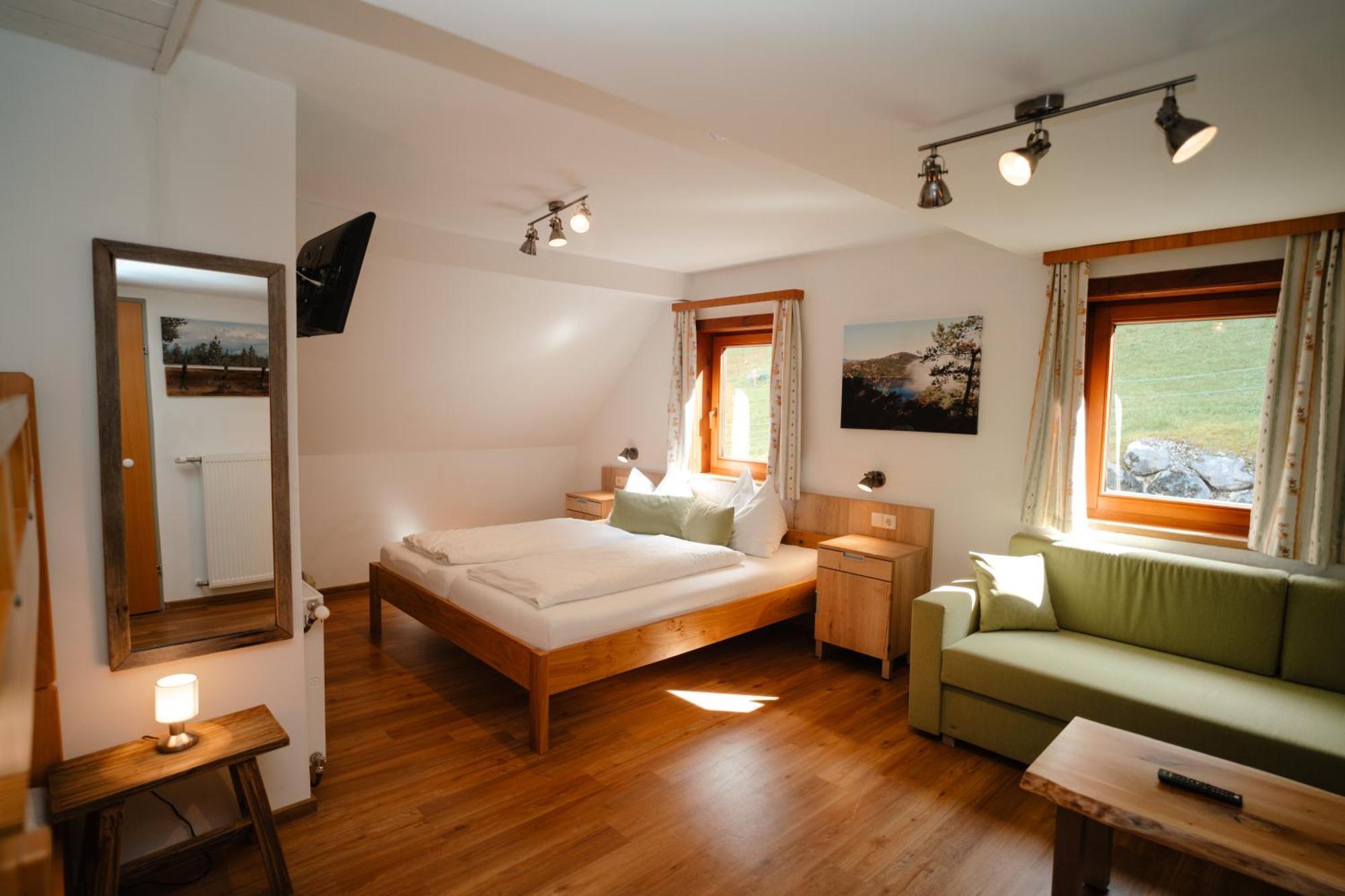 Ertlschweigerhaus Pension - Appartements - Zimmer Donnersbach Екстер'єр фото