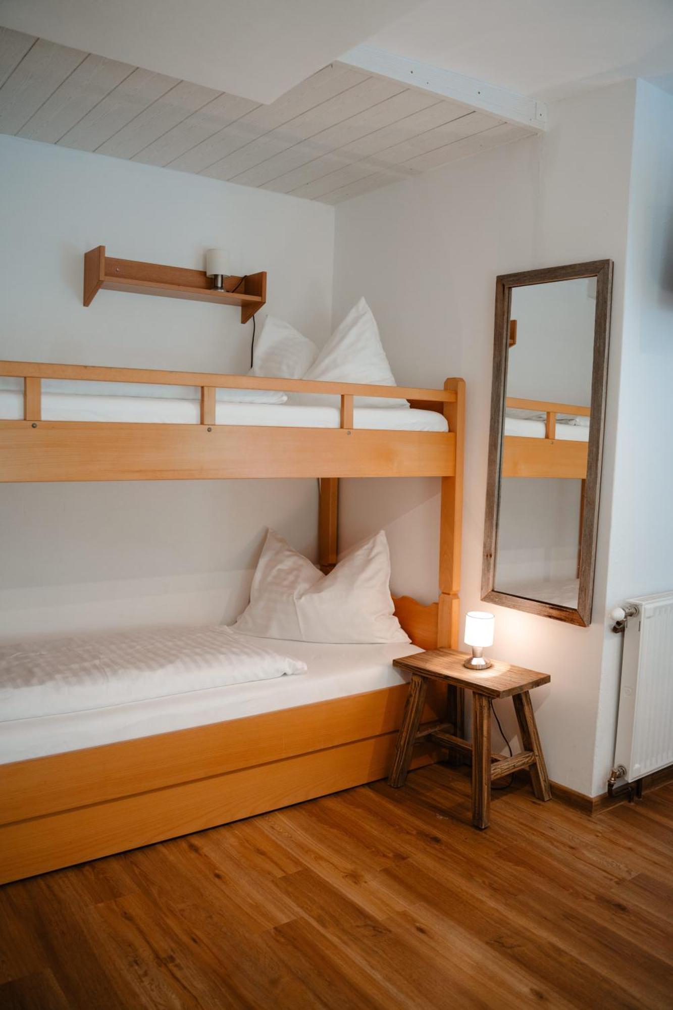 Ertlschweigerhaus Pension - Appartements - Zimmer Donnersbach Екстер'єр фото