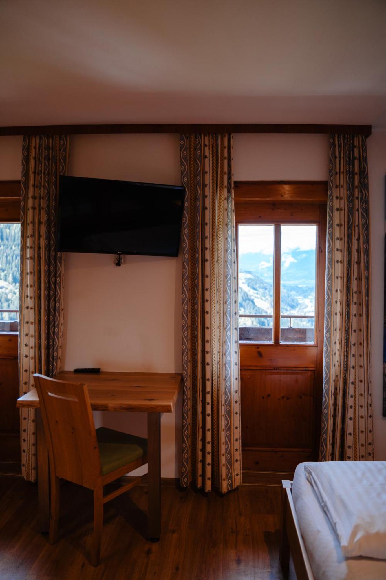 Ertlschweigerhaus Pension - Appartements - Zimmer Donnersbach Екстер'єр фото