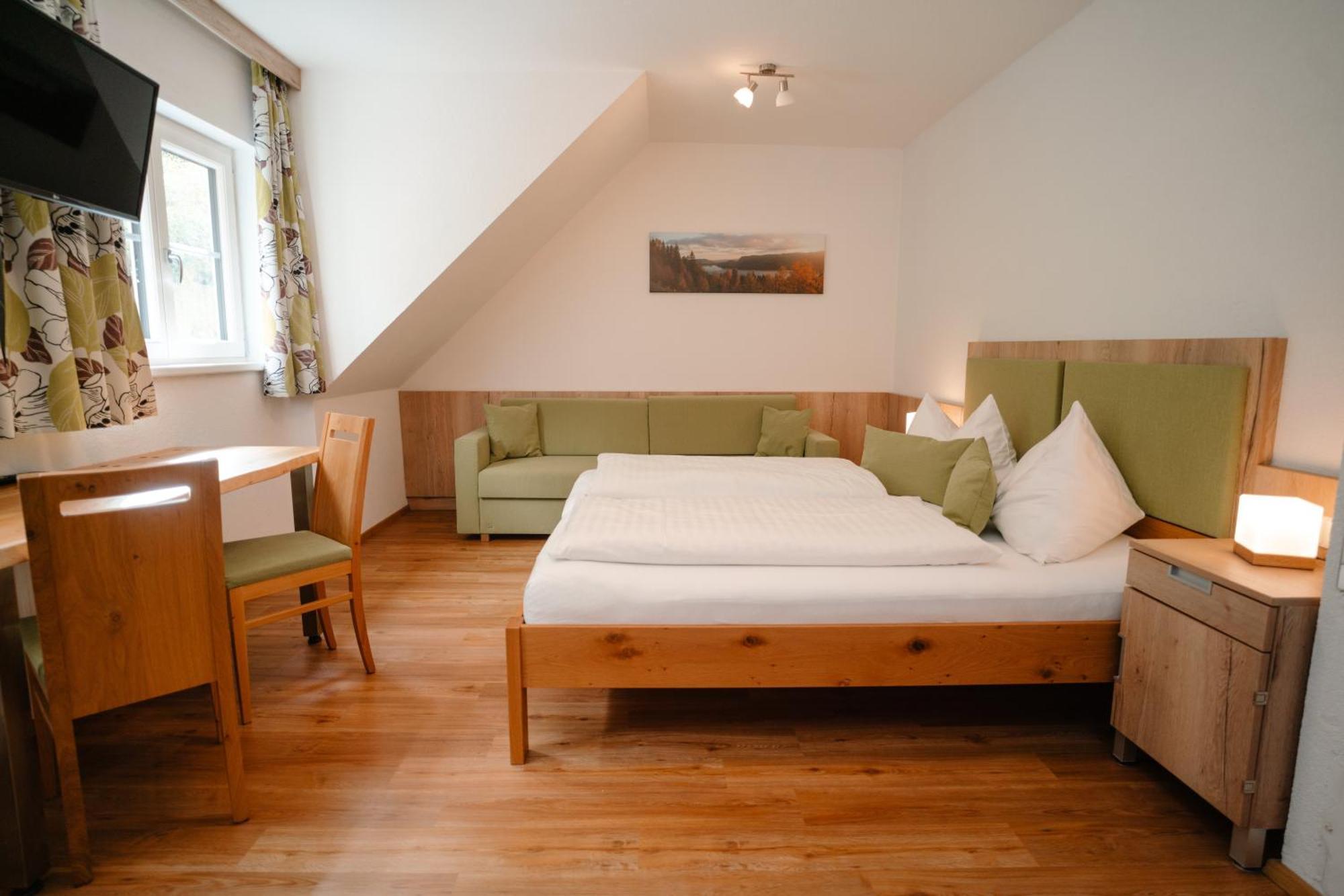 Ertlschweigerhaus Pension - Appartements - Zimmer Donnersbach Екстер'єр фото