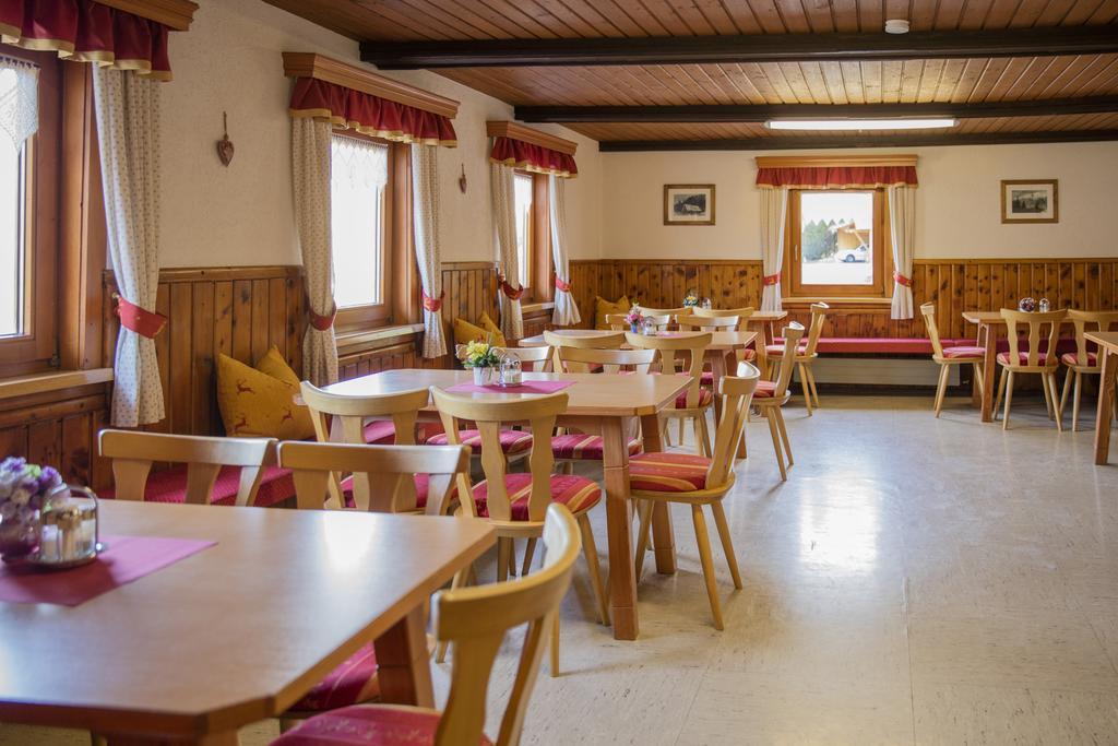 Ertlschweigerhaus Pension - Appartements - Zimmer Donnersbach Екстер'єр фото